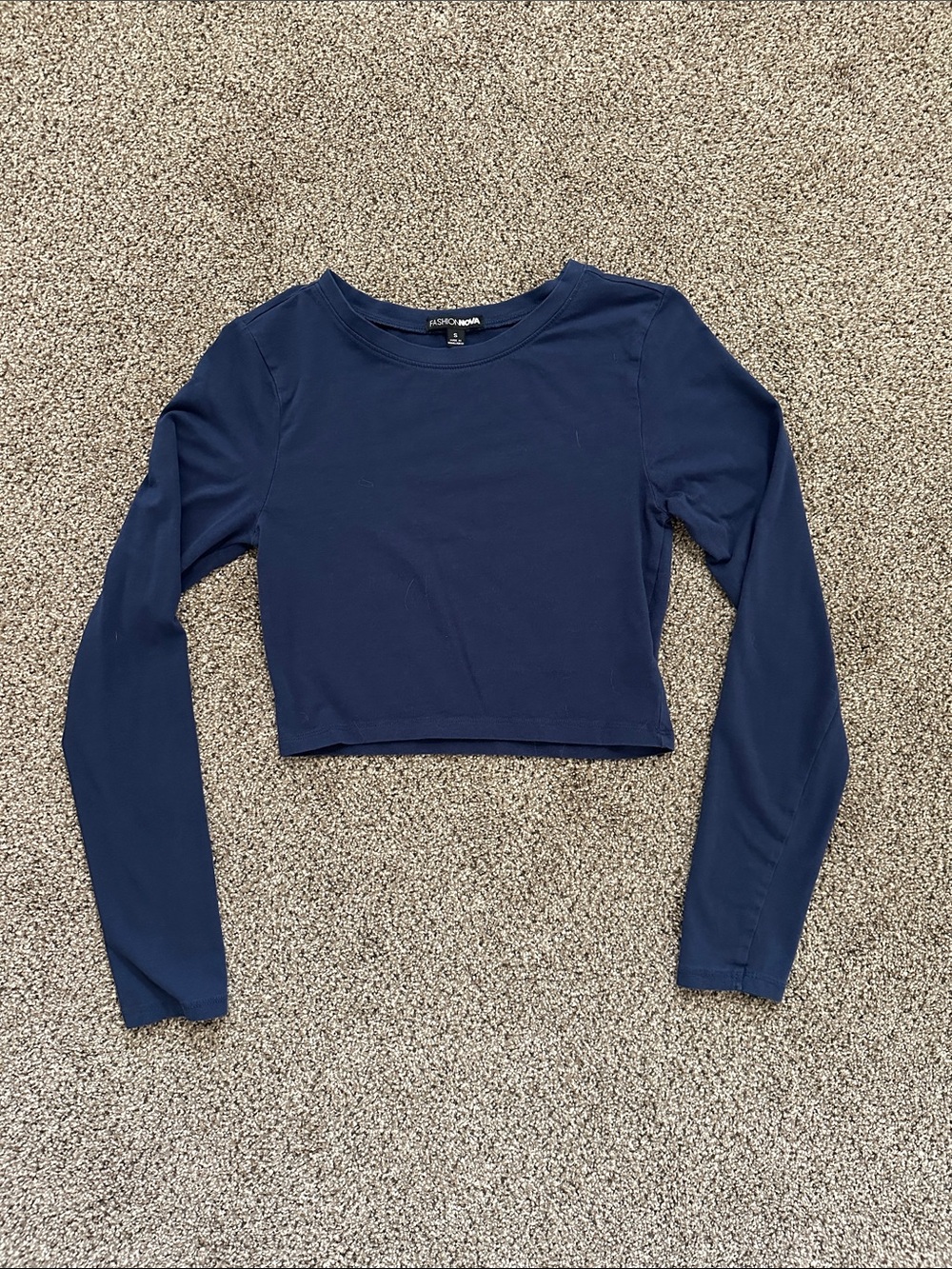 Fashion Nova Navy Long Sleeve Cropped Tee